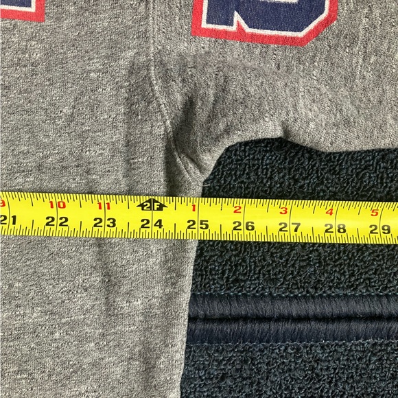 New York Giants Sweatshirt - Picture 6 of 6